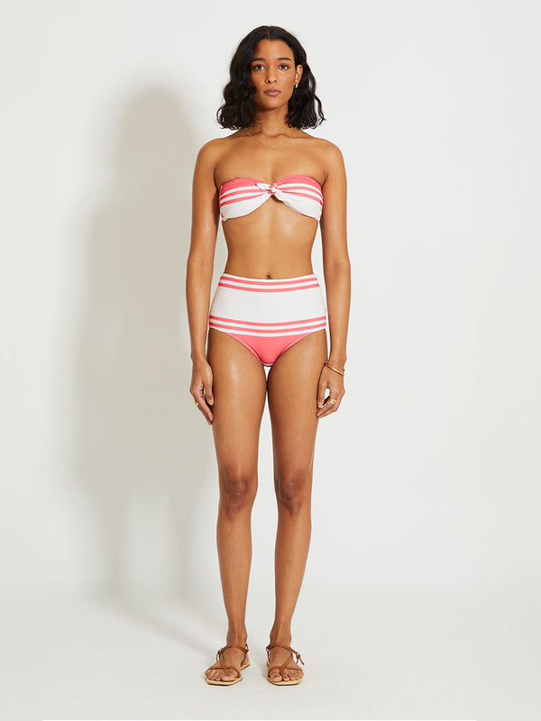 AVA | Haut Bandeau